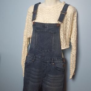 Overalls/skinny jeans